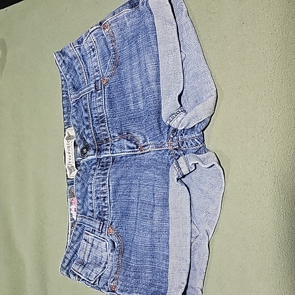 Freestyle Revolution Cutoff Jean Shorts Size 7